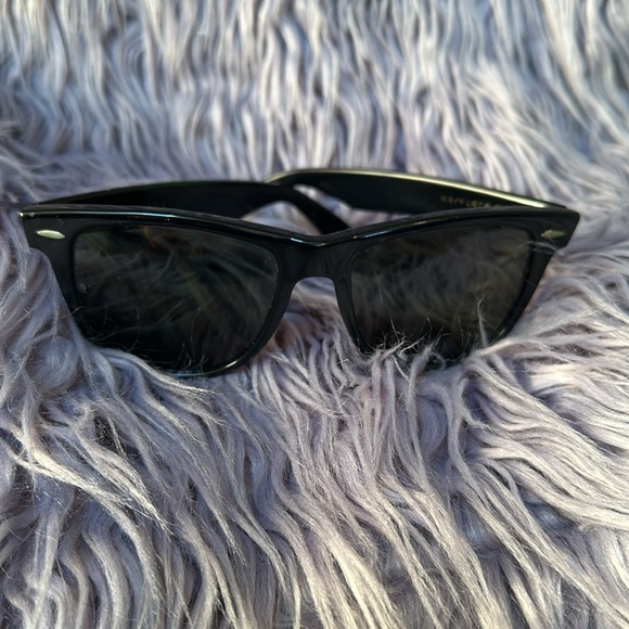 Vintage Ray Ban Wayferer II Sunglasses - Picture 9 of 14